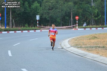 BINH DUONG NEW CITY HALF MARATHON 2024 - Ảnh #1735042