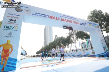 BINH DUONG NEW CITY HALF MARATHON 2024 - Ảnh #1819064