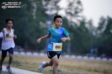 BINH DUONG NEW CITY HALF MARATHON 2024 - Ảnh #1724543