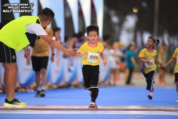 BINH DUONG NEW CITY HALF MARATHON 2024 - Ảnh #1724356