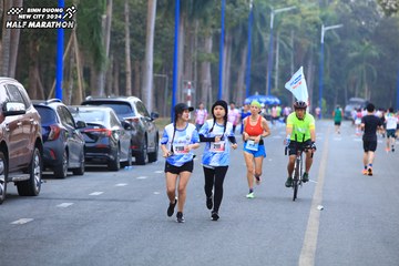 BINH DUONG NEW CITY HALF MARATHON 2024 - Ảnh #1755738