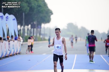 BINH DUONG NEW CITY HALF MARATHON 2024 - Ảnh #1772761