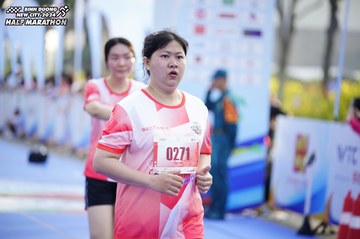 BINH DUONG NEW CITY HALF MARATHON 2024 - Ảnh #1763492