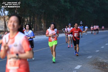 BINH DUONG NEW CITY HALF MARATHON 2024 - Ảnh #1750636