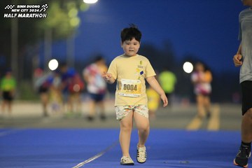 BINH DUONG NEW CITY HALF MARATHON 2024 - Ảnh #1728757