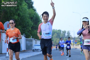 BINH DUONG NEW CITY HALF MARATHON 2024 - Ảnh #1766470