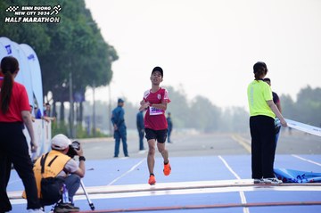 BINH DUONG NEW CITY HALF MARATHON 2024 - Ảnh #1771154