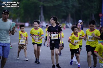 BINH DUONG NEW CITY HALF MARATHON 2024 - Ảnh #1724644