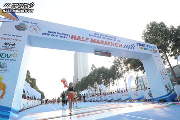 BINH DUONG NEW CITY HALF MARATHON 2024 - Ảnh #1821507