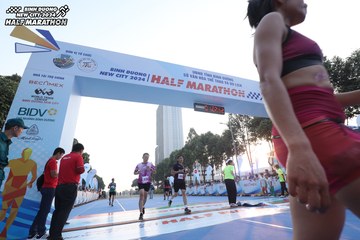 BINH DUONG NEW CITY HALF MARATHON 2024 - Ảnh #1738104