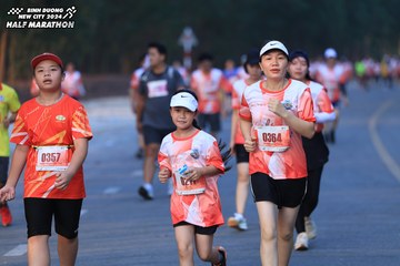 BINH DUONG NEW CITY HALF MARATHON 2024 - Ảnh #1771995