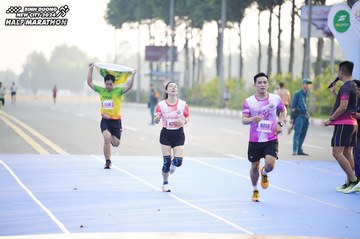 BINH DUONG NEW CITY HALF MARATHON 2024 - Ảnh #1757061