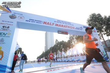 BINH DUONG NEW CITY HALF MARATHON 2024 - Ảnh #1819502