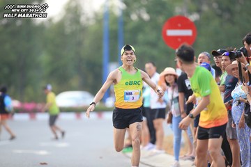 BINH DUONG NEW CITY HALF MARATHON 2024 - Ảnh #1736438