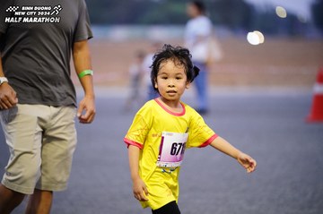BINH DUONG NEW CITY HALF MARATHON 2024 - Ảnh #1725735