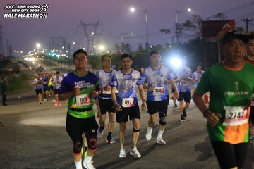 BINH DUONG NEW CITY HALF MARATHON 2024 - Ảnh #1741357
