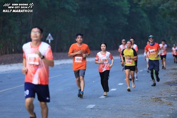 BINH DUONG NEW CITY HALF MARATHON 2024 - Ảnh #1750225