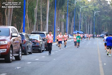 BINH DUONG NEW CITY HALF MARATHON 2024 - Ảnh #1756383