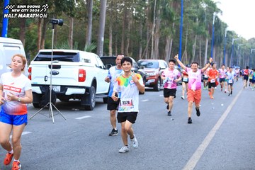 BINH DUONG NEW CITY HALF MARATHON 2024 - Ảnh #1750240