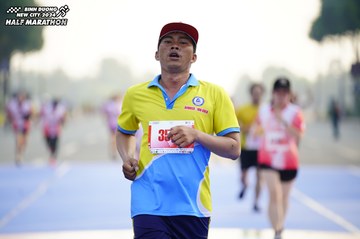 BINH DUONG NEW CITY HALF MARATHON 2024 - Ảnh #1761712