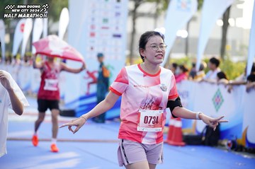 BINH DUONG NEW CITY HALF MARATHON 2024 - Ảnh #1762232