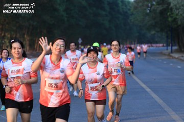 BINH DUONG NEW CITY HALF MARATHON 2024 - Ảnh #1772203