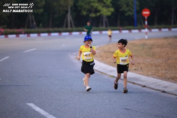 BINH DUONG NEW CITY HALF MARATHON 2024 - Ảnh #1727318