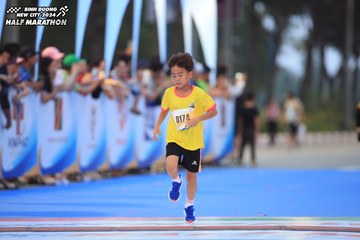 BINH DUONG NEW CITY HALF MARATHON 2024 - Ảnh #1728915