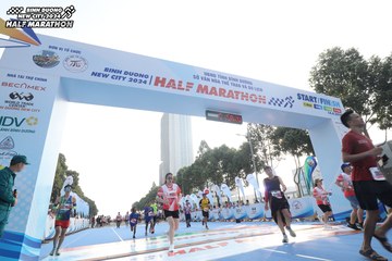 BINH DUONG NEW CITY HALF MARATHON 2024 - Ảnh #1821694