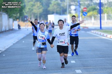 BINH DUONG NEW CITY HALF MARATHON 2024 - Ảnh #1770112