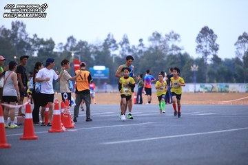 BINH DUONG NEW CITY HALF MARATHON 2024 - Ảnh #1727994