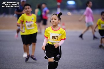 BINH DUONG NEW CITY HALF MARATHON 2024 - Ảnh #1725634