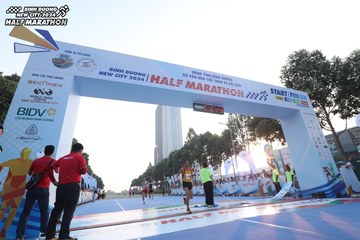 BINH DUONG NEW CITY HALF MARATHON 2024 - Ảnh #1738071
