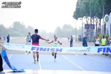 BINH DUONG NEW CITY HALF MARATHON 2024 - Ảnh #1771227