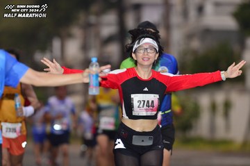 BINH DUONG NEW CITY HALF MARATHON 2024 - Ảnh #1741023