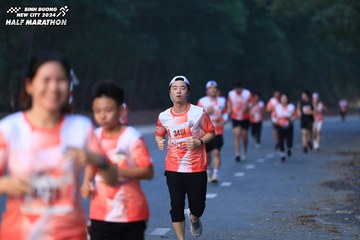 BINH DUONG NEW CITY HALF MARATHON 2024 - Ảnh #1750062