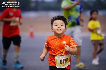 BINH DUONG NEW CITY HALF MARATHON 2024 - Ảnh #1725764