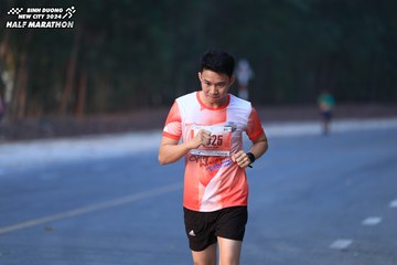BINH DUONG NEW CITY HALF MARATHON 2024 - Ảnh #1750339