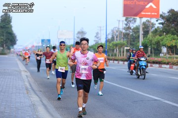 BINH DUONG NEW CITY HALF MARATHON 2024 - Ảnh #1770953