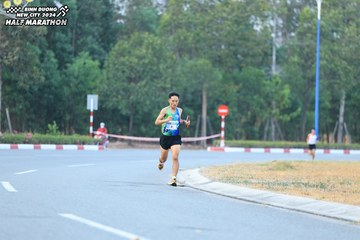 BINH DUONG NEW CITY HALF MARATHON 2024 - Ảnh #1735417