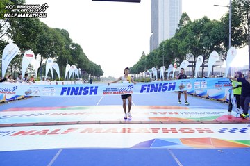 BINH DUONG NEW CITY HALF MARATHON 2024 - Ảnh #1770758