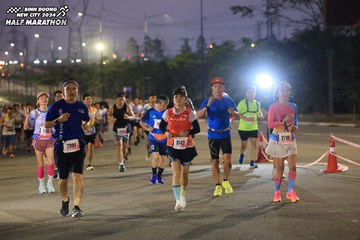 BINH DUONG NEW CITY HALF MARATHON 2024 - Ảnh #1741578