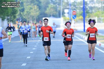 BINH DUONG NEW CITY HALF MARATHON 2024 - Ảnh #1770520