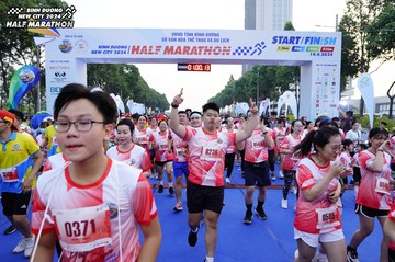 BINH DUONG NEW CITY HALF MARATHON 2024 - Ảnh #1770531