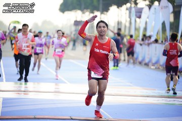 BINH DUONG NEW CITY HALF MARATHON 2024 - Ảnh #1762425