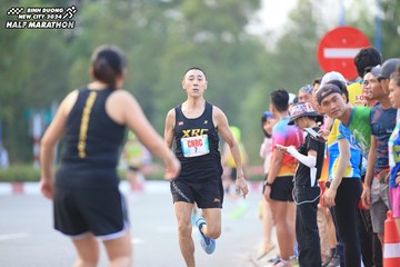 BINH DUONG NEW CITY HALF MARATHON 2024 - Ảnh #1736917