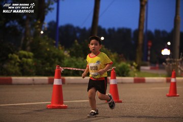BINH DUONG NEW CITY HALF MARATHON 2024 - Ảnh #1728552
