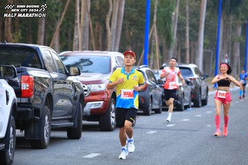BINH DUONG NEW CITY HALF MARATHON 2024 - Ảnh #1756060