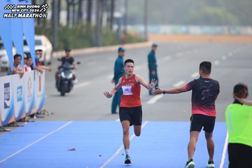 BINH DUONG NEW CITY HALF MARATHON 2024 - Ảnh #1738523