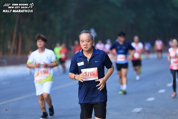 BINH DUONG NEW CITY HALF MARATHON 2024 - Ảnh #1750584
